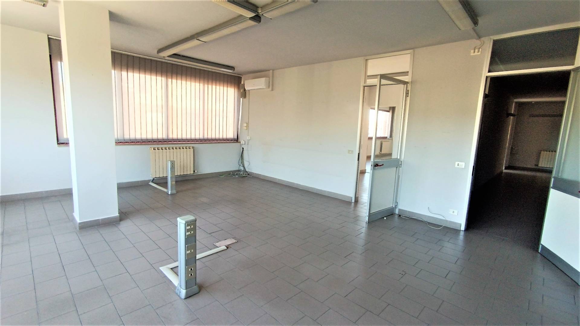 Ufficio in Affitto
