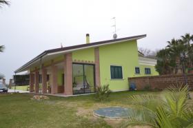 Villa in vendita a Martinsicuro