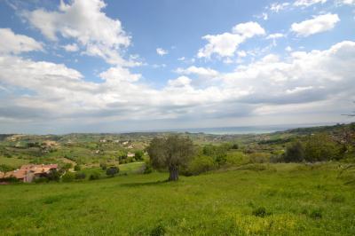 Villa in vendita a Acquaviva Picena (AP)