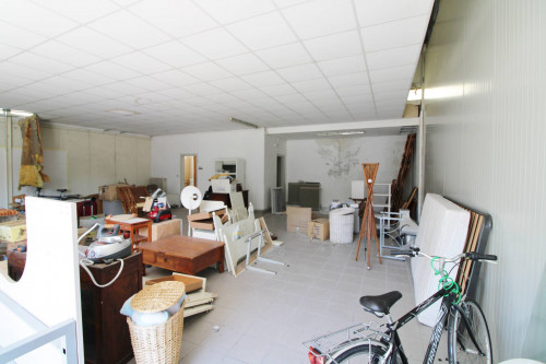 Locale Artigianale in vendita a San Benedetto del Tronto