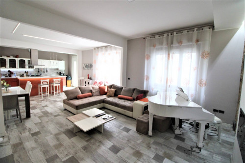 APARTMENT for sale in Martinsicuro