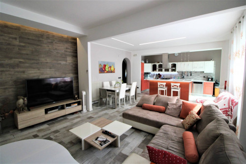 APARTMENT for sale in Martinsicuro