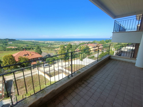 APARTMENT for sale in Colonnella