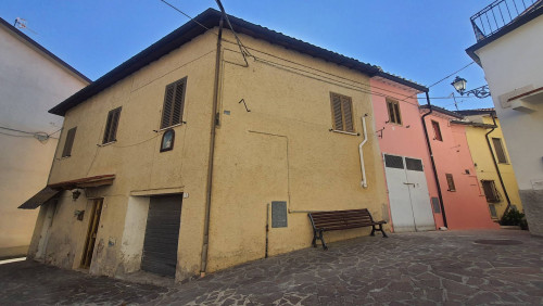 Casa in vendita a Maltignano
