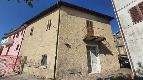 Casa in vendita a Maltignano