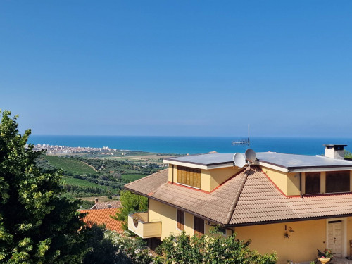 APARTMENT for sale in Colonnella