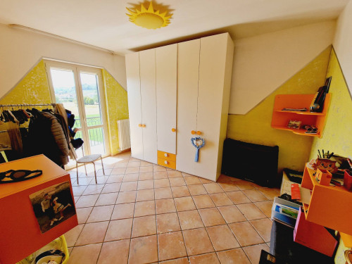 Appartamento in vendita a Colli del Tronto