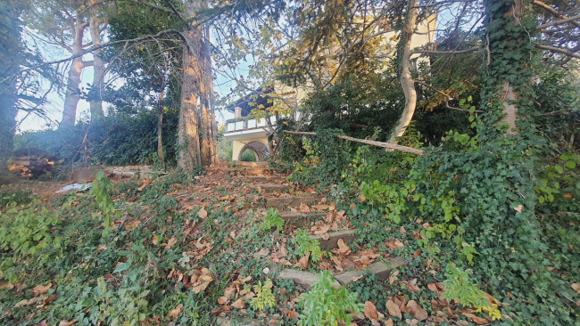 Villa in vendita a Colonnella