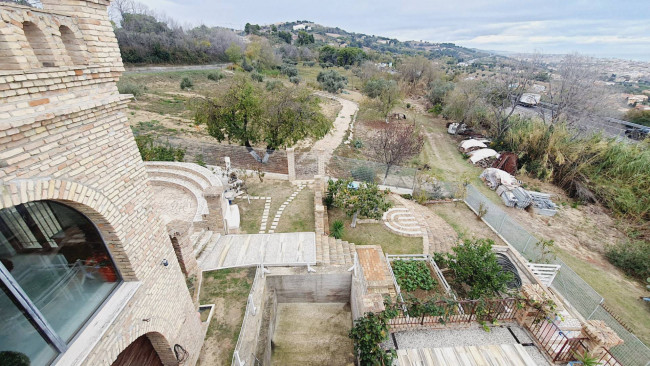 VILLA for sale in Tortoreto