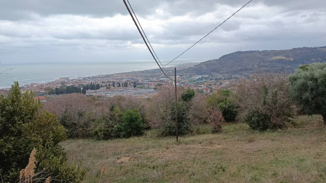 Terreno edificabile in vendita a Grottammare (AP)