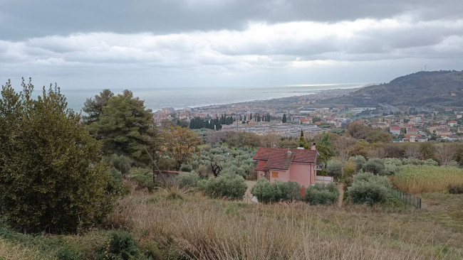 Terreno edificabile in vendita a Grottammare (AP)