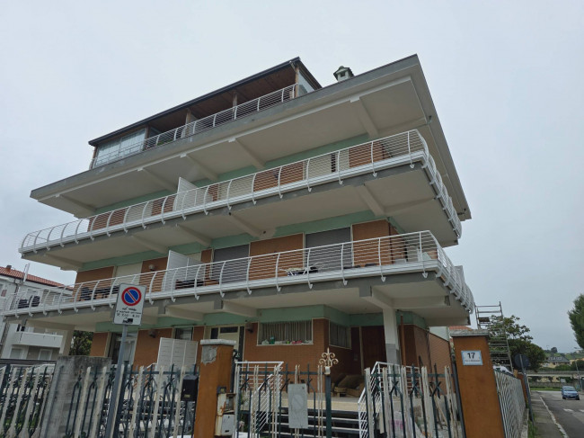 APARTMENT for seasonal rent in San Benedetto del Tronto