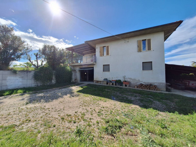 Casa in vendita a Offida