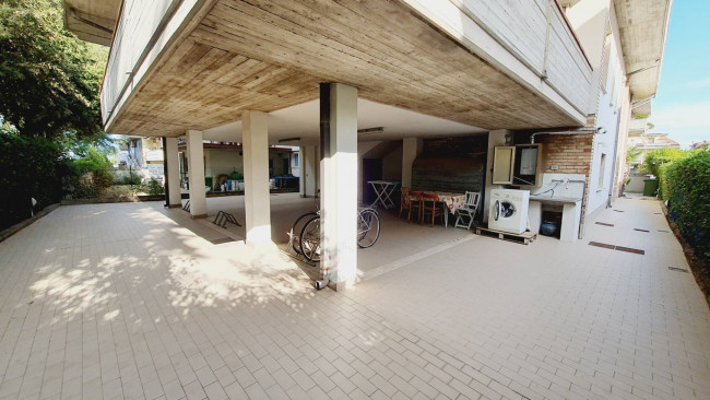 Palazzo / Stabile in vendita a Martinsicuro
