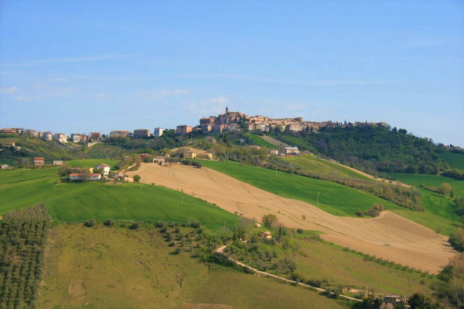 Casa in vendita a Carassai