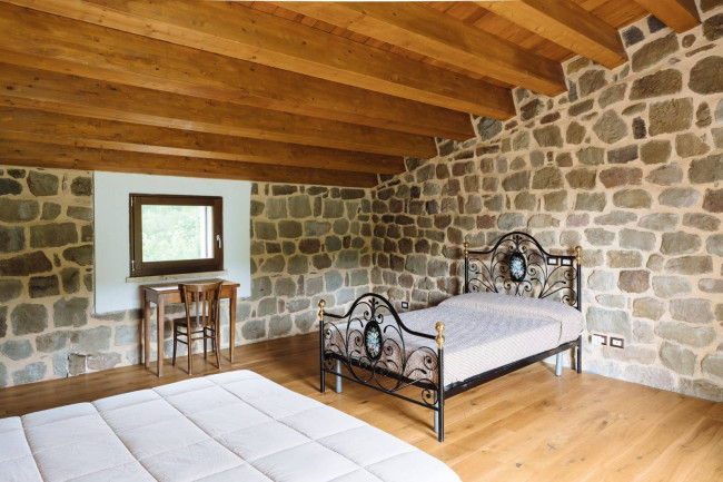 Agriturismo in vendita a Valle Castellana