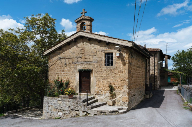 Agriturismo in vendita a Valle Castellana
