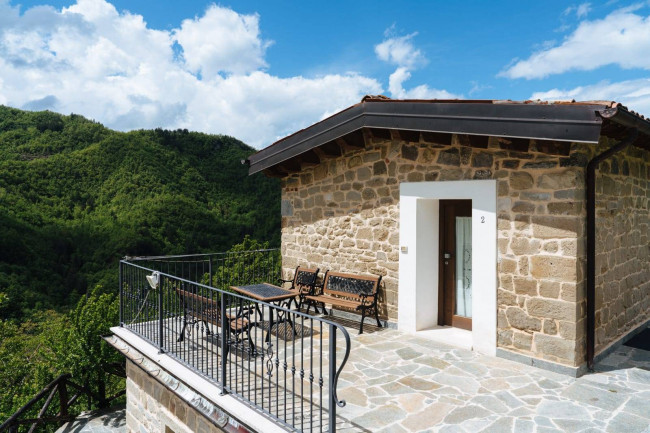 Agriturismo in vendita a Valle Castellana