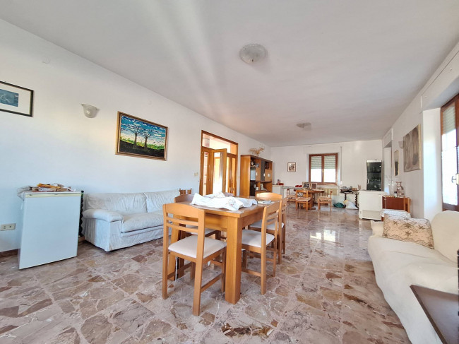 HOUSE for sale in Montefiore dell'Aso