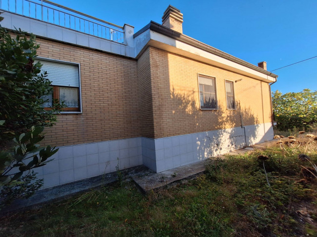 HOUSE for sale in Montefiore dell'Aso