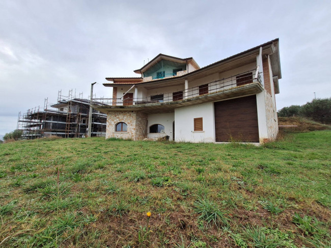 Villa in vendita a Colonnella