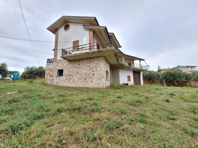 Villa in vendita a Colonnella