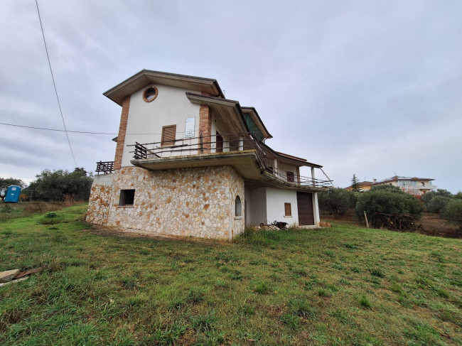 Villa in vendita a Colonnella