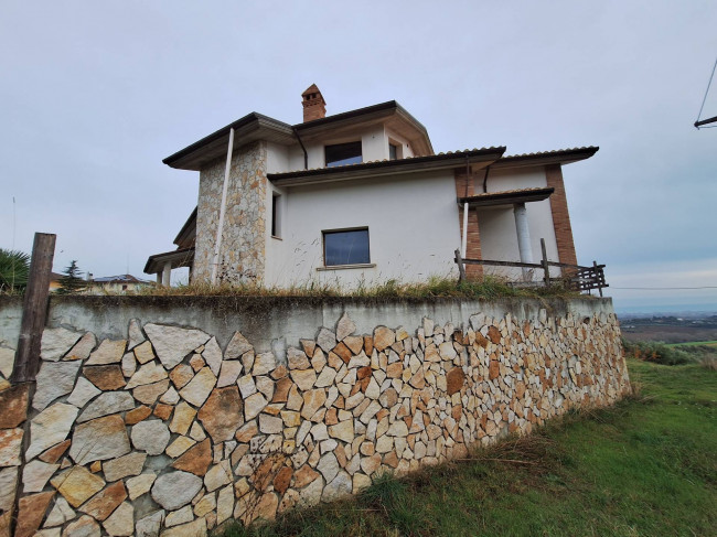 Villa in vendita a Colonnella