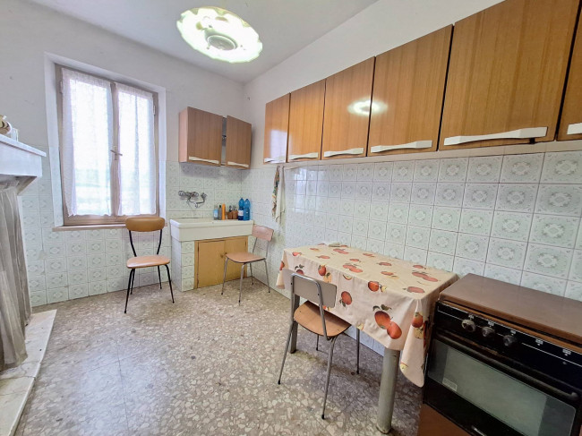 Casa in vendita a Controguerra