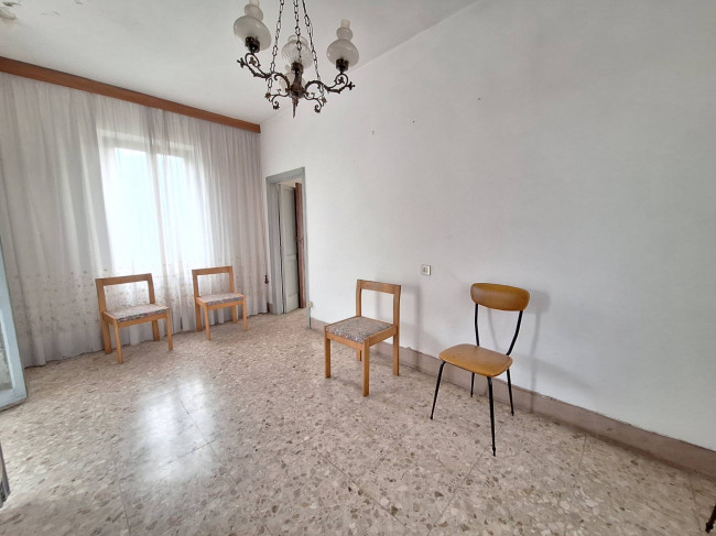 Casa in vendita a Controguerra