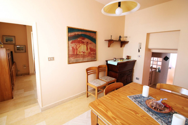 HOUSE for sale in Massignano