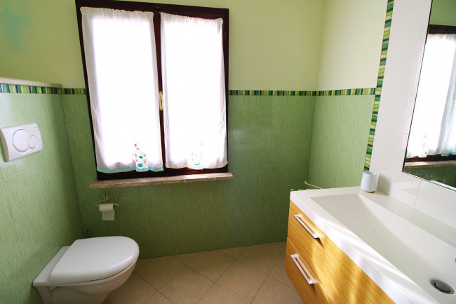HOUSE for sale in Massignano