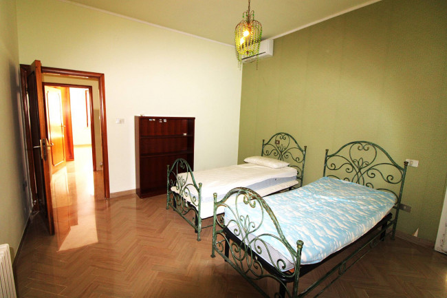HOUSE for sale in Massignano