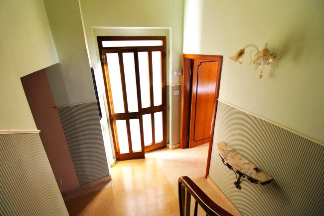 HOUSE for sale in Massignano