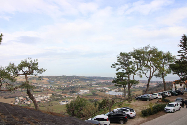 HOUSE for sale in Campofilone