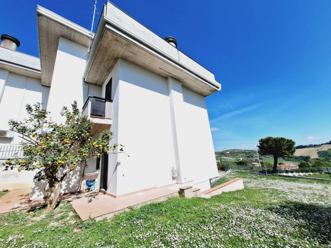 VILLA for sale in Offida