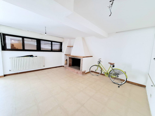 VILLA for sale in Offida