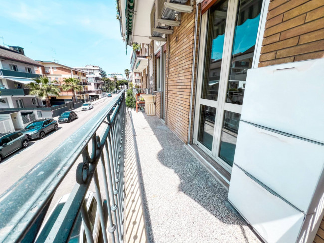 APARTMENT for seasonal rent in San Benedetto del Tronto