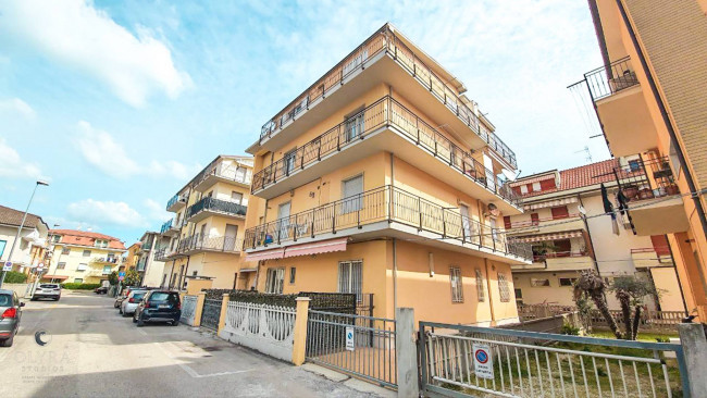 APARTMENT for seasonal rent in San Benedetto del Tronto