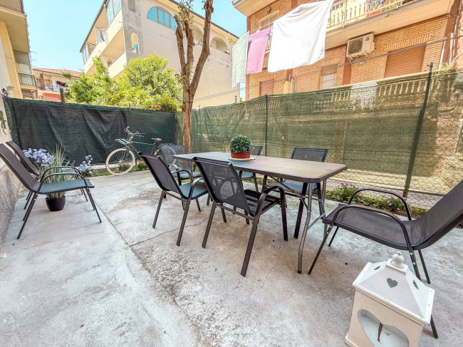 APARTMENT for seasonal rent in San Benedetto del Tronto