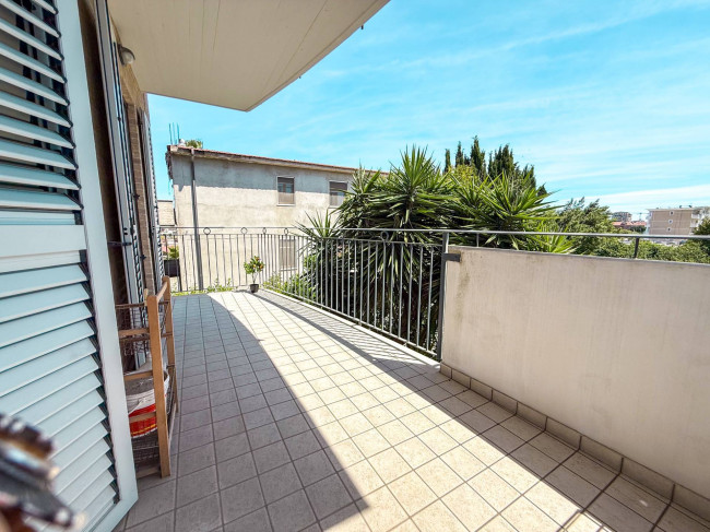 APARTMENT for seasonal rent in San Benedetto del Tronto