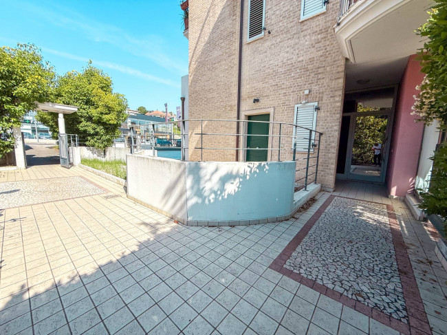 APARTMENT for seasonal rent in San Benedetto del Tronto