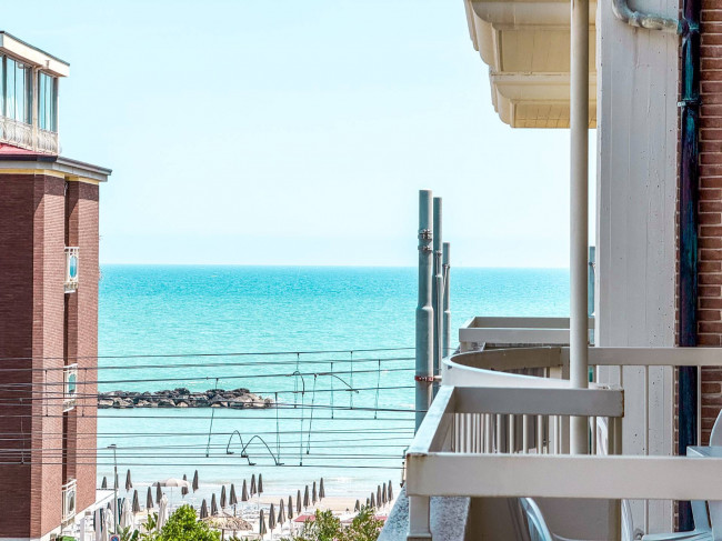 APARTMENT for seasonal rent in Cupra Marittima