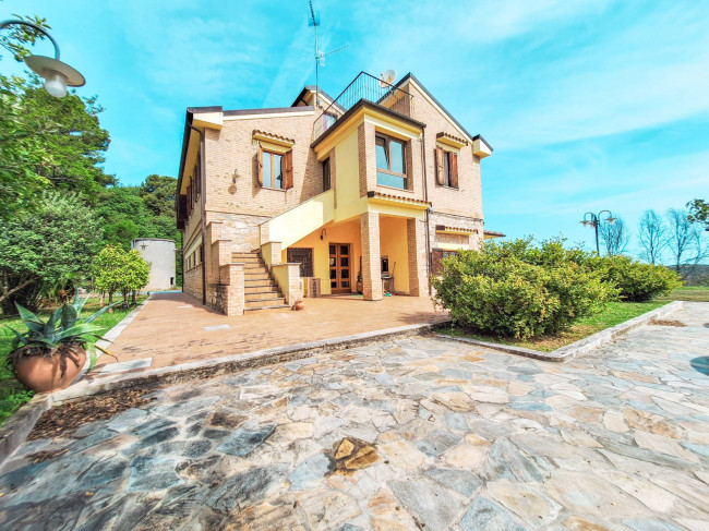 Villa in vendita a Ripatransone