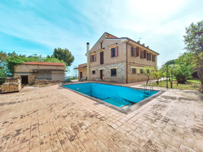 Villa in vendita a Ripatransone