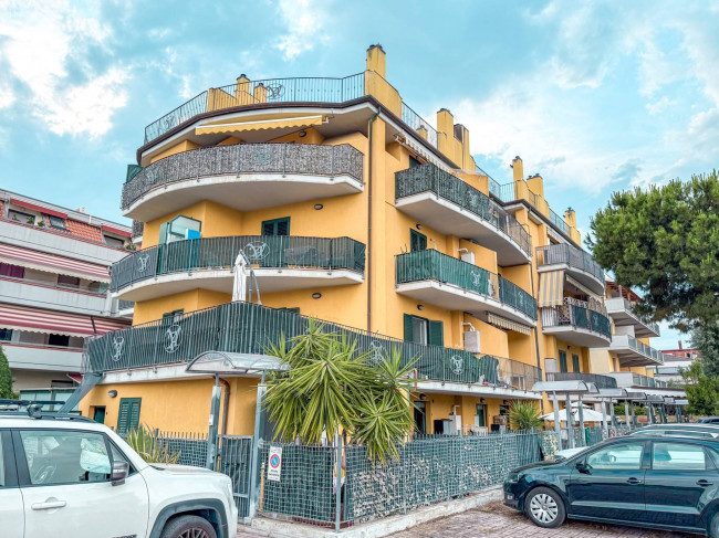APARTMENT for seasonal rent in San Benedetto del Tronto