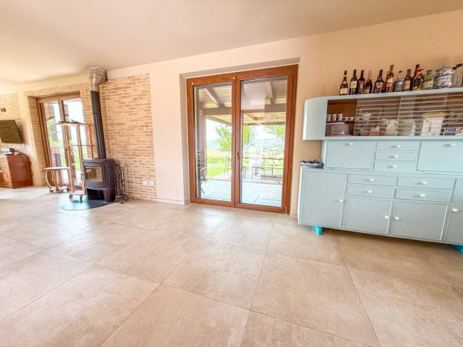 Villa in affitto stagionale a Monsampolo del Tronto