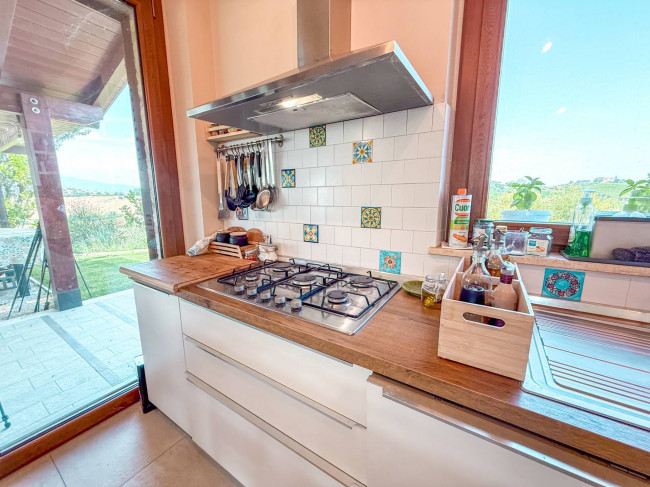 Villa in affitto stagionale a Monsampolo del Tronto