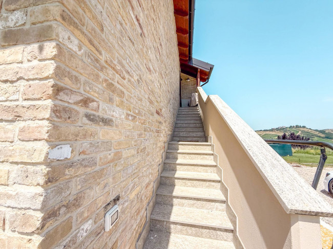 Villa in affitto stagionale a Monsampolo del Tronto