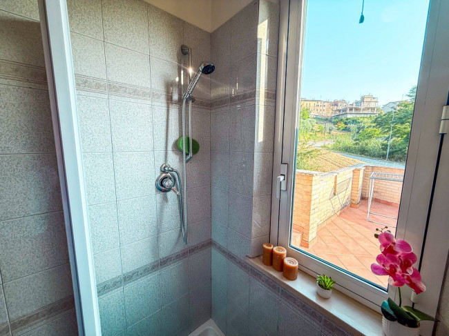 Villa in affitto stagionale a Monsampolo del Tronto